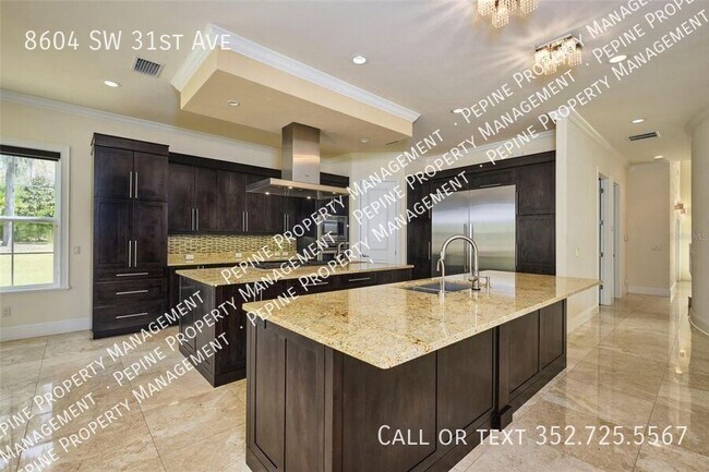 Building Photo - 8604 SW 31st Ave