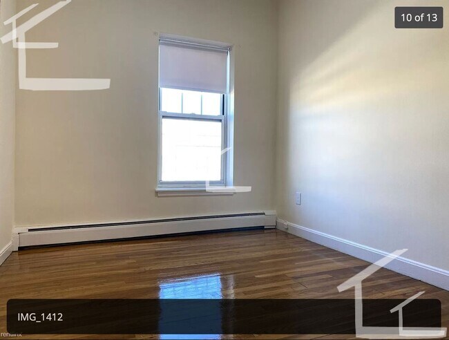 Foto del edificio - 172 N Beacon St