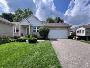 Building Photo - 4368 Pond Ridge Ct