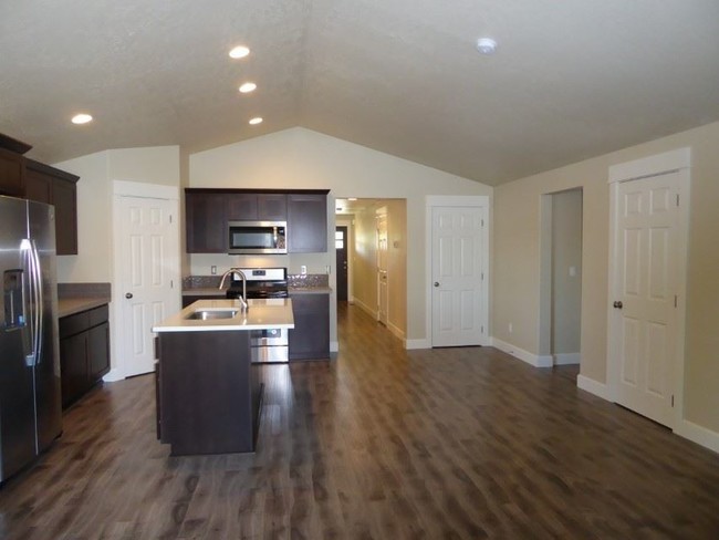 Foto del edificio - 3 br, 2 bath House - 21199 SE Caleb Place