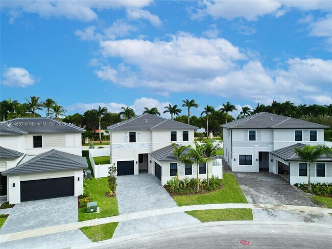 Foto del edificio - 4577 SW 173rd Ave