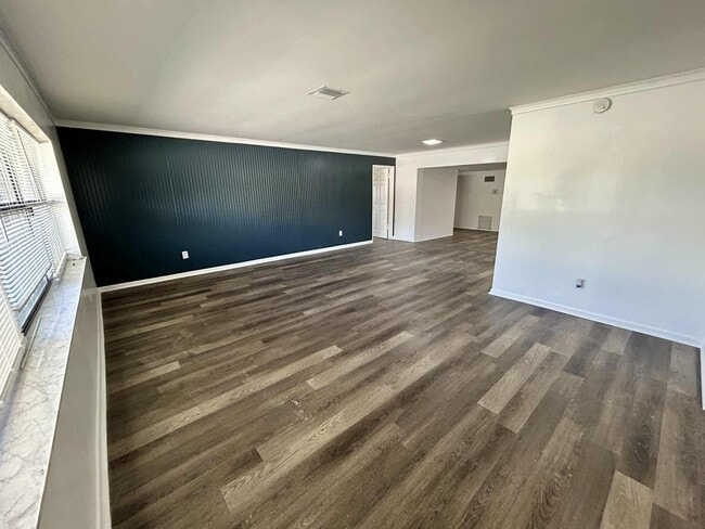 Building Photo - 356 Prima Vista Blvd