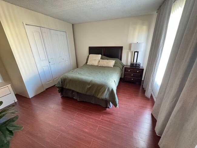 Foto del edificio - 1820 Speyer Ln