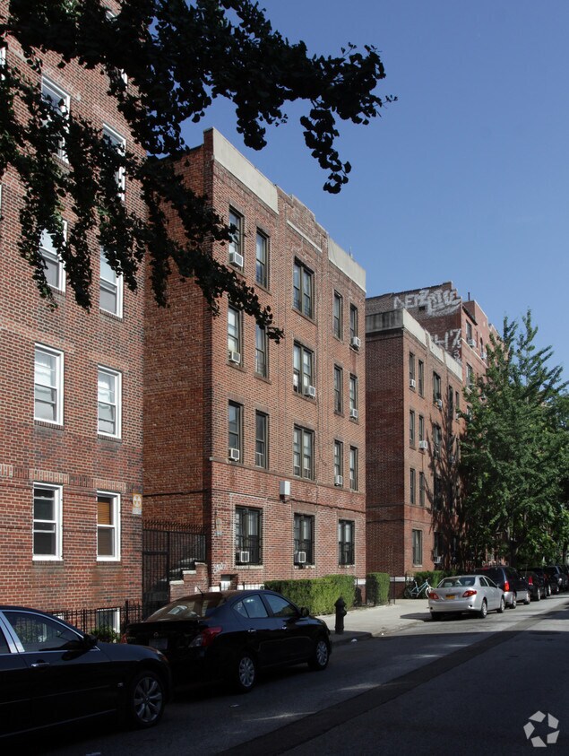 Primary Photo - Orkorse Court
