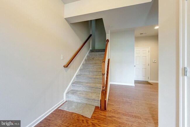 Building Photo - 22635 Norwalk Square