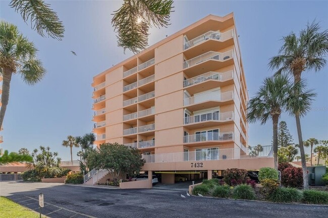 Foto del edificio - 7432 Sunshine Skyway Ln S