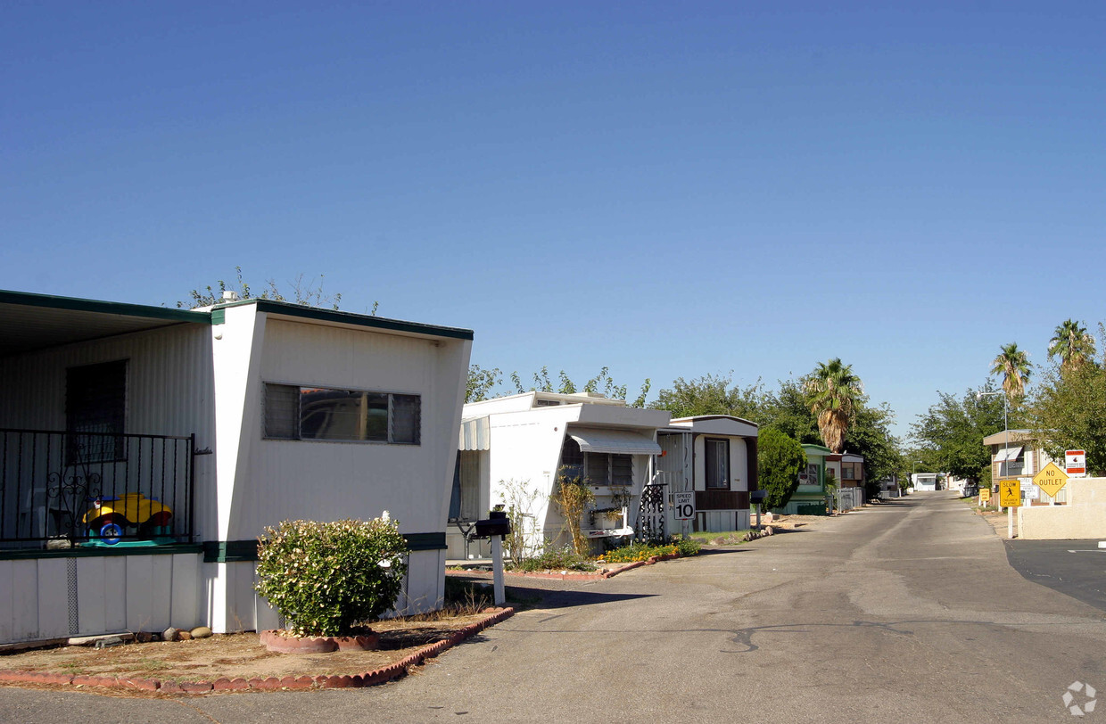 Foto del edificio - Desert Villa Mobile Home Park