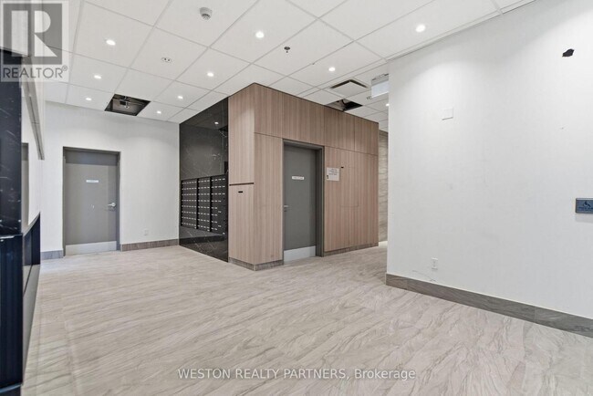 Building Photo - 4569 Kingston Rd