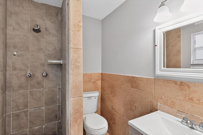 Foto del edificio - 4810 NW 19th St