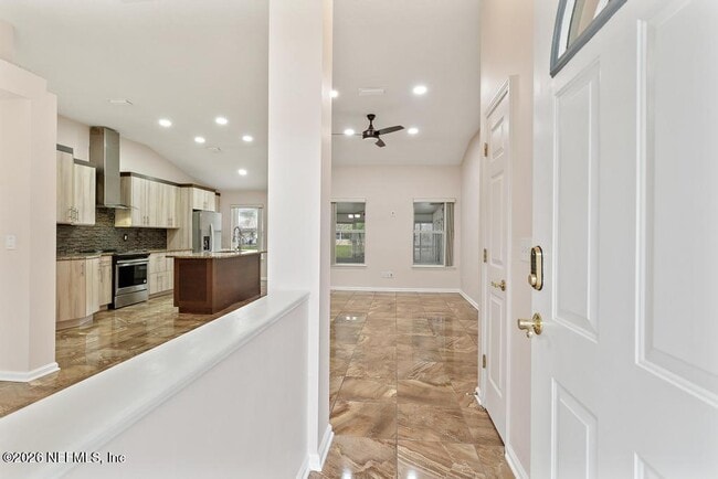 Foto del edificio - 11466 Courtney Waters Ln