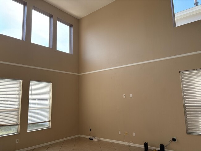 Foto del edificio - 14214 Prunningwood Pl