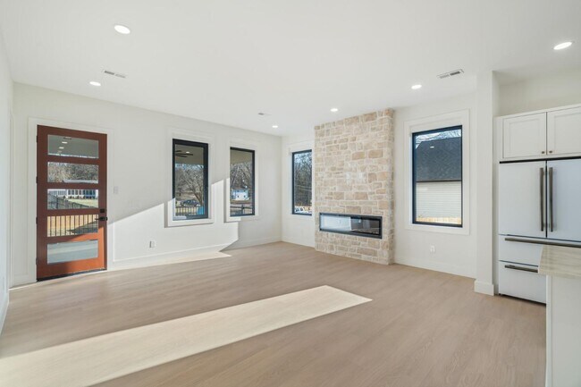 Foto del edificio - 7826 S Northshore Dr