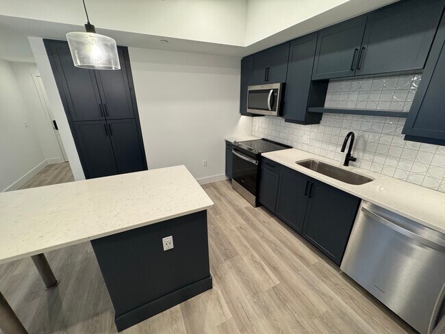 Cocina - 24 NW 31st St