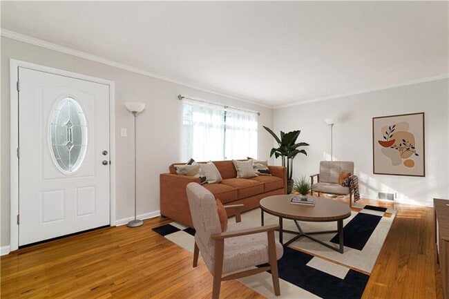 Building Photo - 207 Chan Mowr Dr