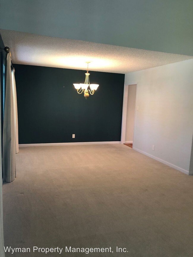 Building Photo - 4 br, 2.5 bath House - 1127 Morningside Drive
