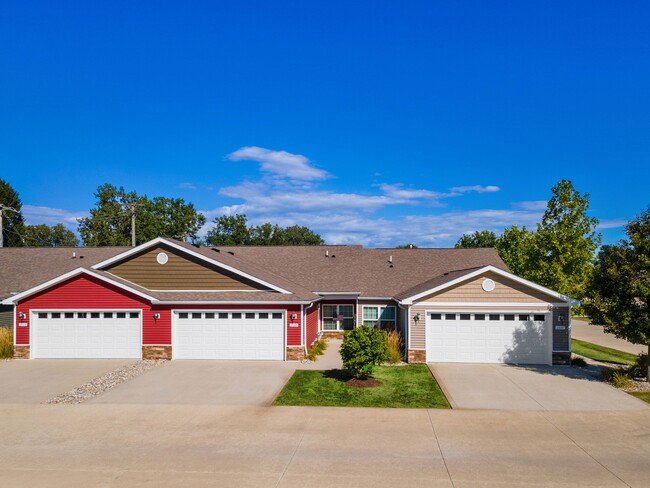 Building Photo - Redwood Brownstown West Road South