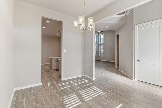 Foto del edificio - 4207 Maple Glen Dr