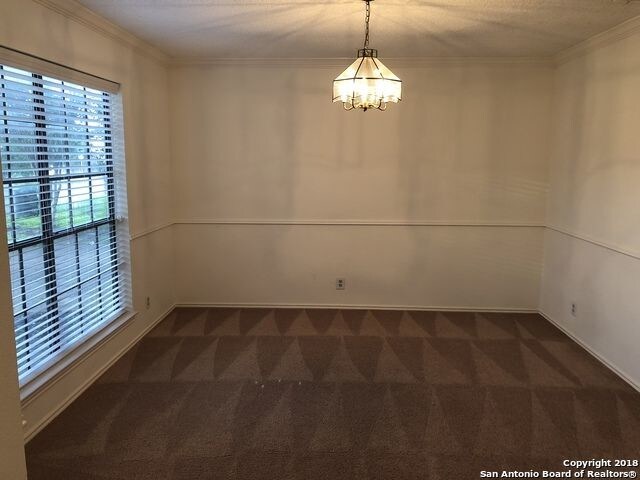 Building Photo - 2207 OAK RANCH