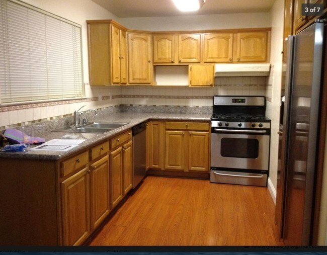 Foto del edificio - 38571 Royal Ann Common