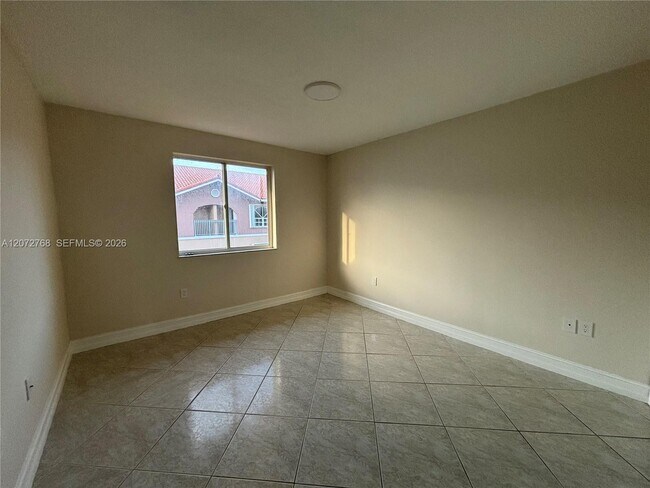 Building Photo - 10151 SW 154th Cir Ct