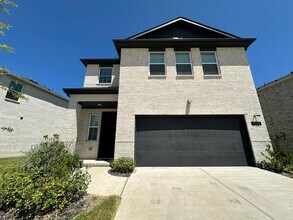 Building Photo - 3125 Lucia Wy