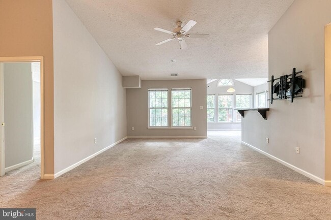 Building Photo - 2406 Autumn Harvest Ct