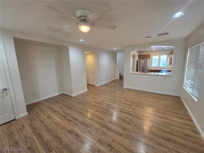 Foto del edificio - 9144 Captivating Ave