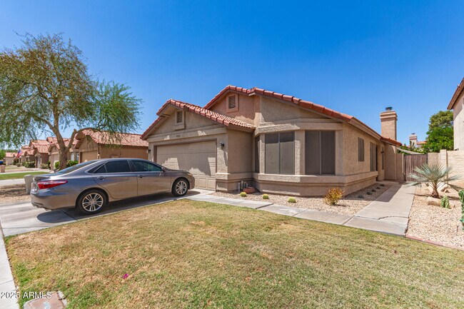 Foto del edificio - 4534 E Tanglewood Dr