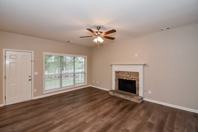Building Photo - 10038 Harmon Springs Dr