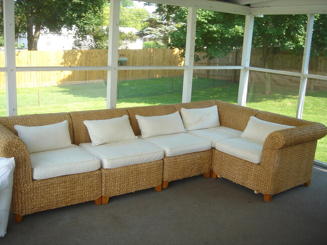 Screened in porch#3 - 5030 Postlewaite Rd