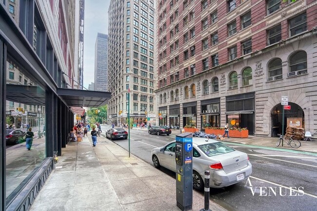 Building Photo - 11 W 26th St
