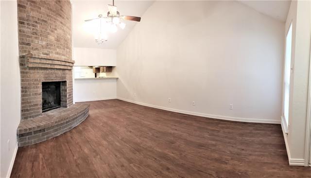 Foto del edificio - 2925 Timothy Ln