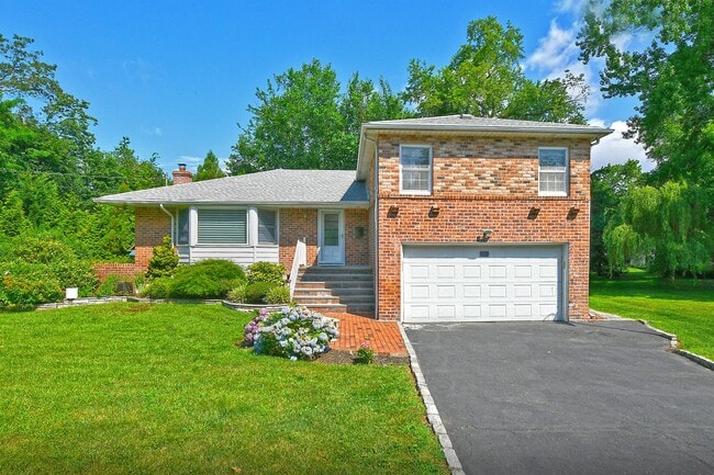 Foto del edificio - 2 Cherrywood Ln