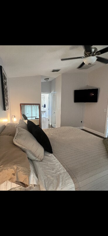Foto del edificio - 12112 Fall Creek Ct