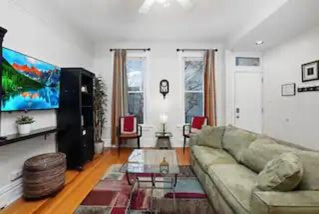 Foto del edificio - 1414 W Fletcher St