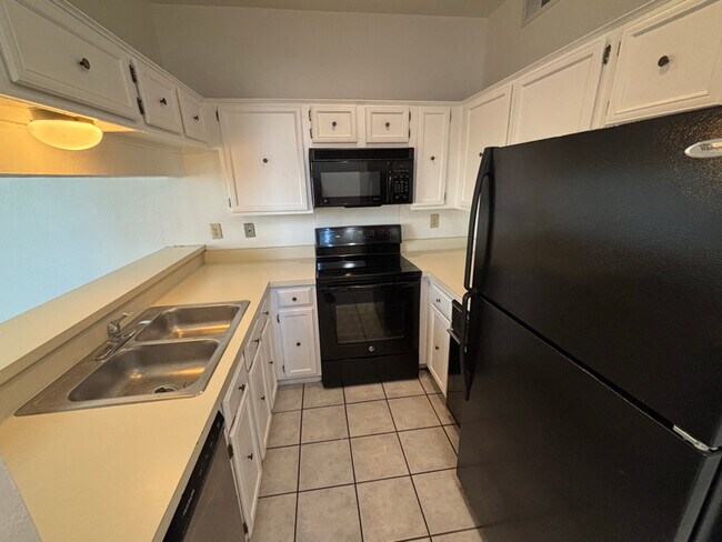 Foto del edificio - 4719 N Galloway Ave