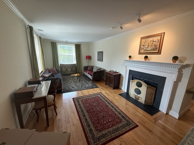 Foto del edificio - 1735 New Hampshire Ave NW