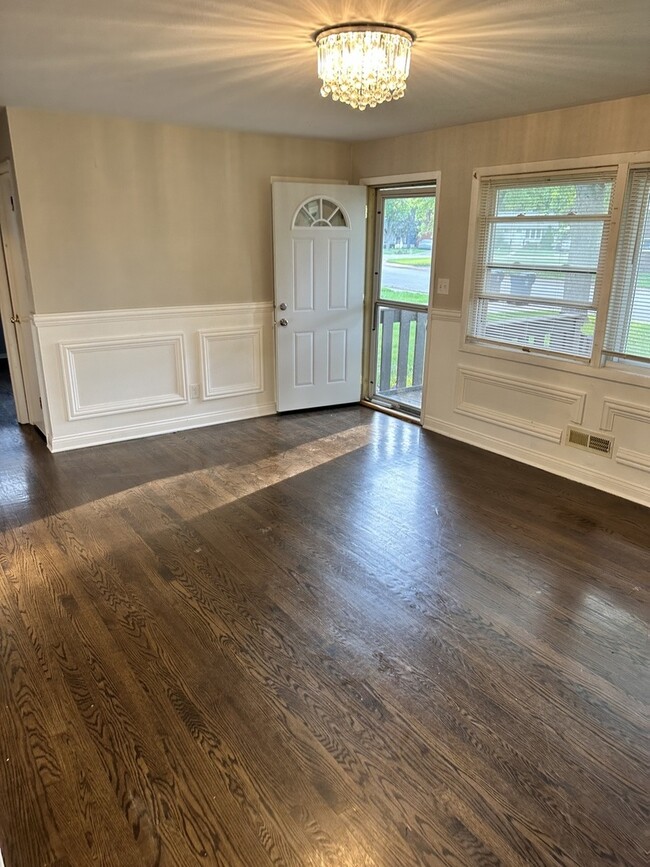 Foto del edificio - 15509 Park Ln