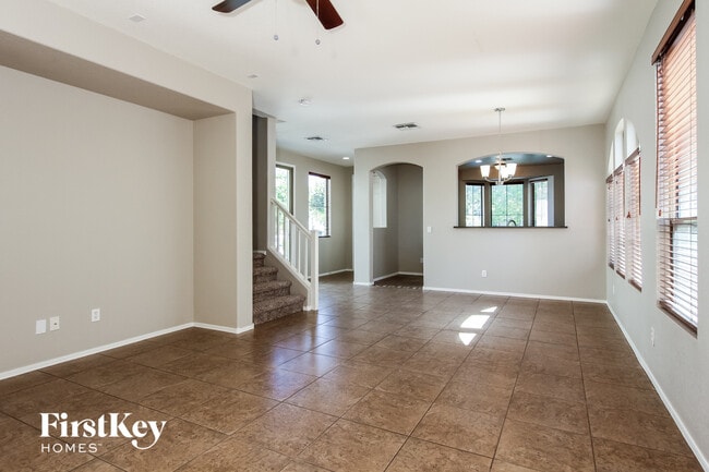 Building Photo - 1848 E Dunbar Dr