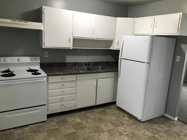 Photo - 1081 Birch Dr House