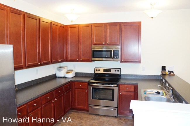Foto del edificio - 2 br, 2.5 bath House - 2524 Leytonstone Drive