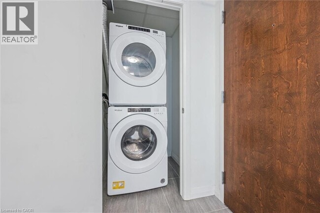 Building Photo - 108 Garment St