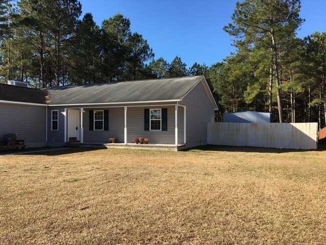 Building Photo - 219 Bishop Dr