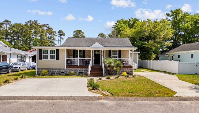 Building Photo - 430 Yaupon Ave