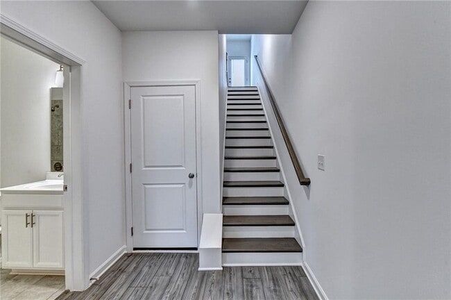 Foto del edificio - 477 Danville Ave