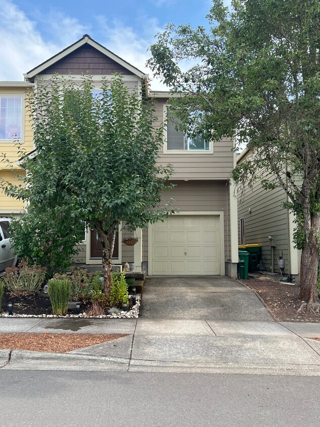 Foto principal - 20166 SW Lucas Oaks Ln