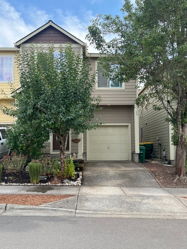 Building Photo - 20166 SW Lucas Oaks Ln