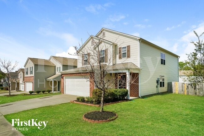 Foto del edificio - 6831 Horseback Lane