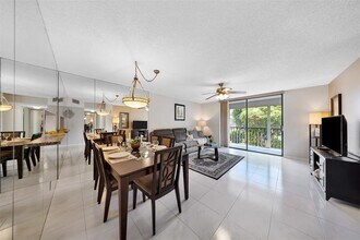 Building Photo - 5250 Las Verdes Cir