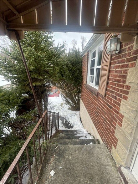 Foto del edificio - 149 Parkwood Rd